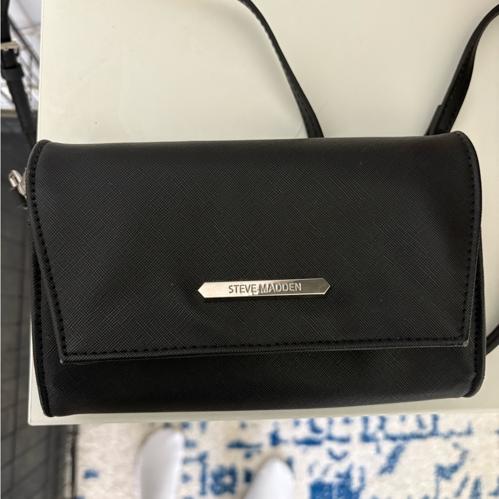 Steve Madden Black Crossbody Bag
